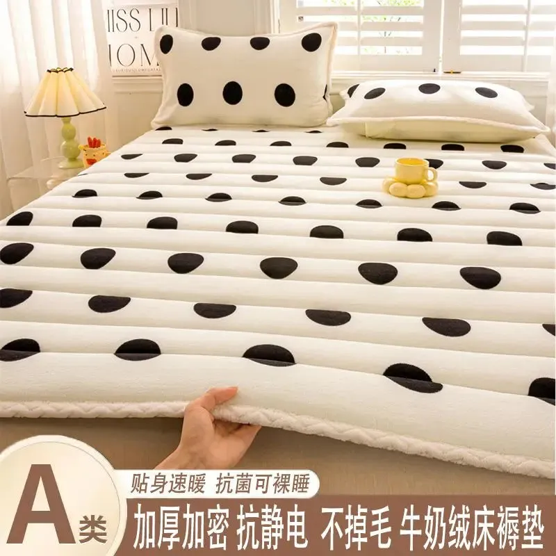 1pc Foldable Plush Tatami Floor Bed Mat Bedsheet Winter Milk Flannel Warm Soft Mattress Toppers Home Dormitory Bunk Bedspread
