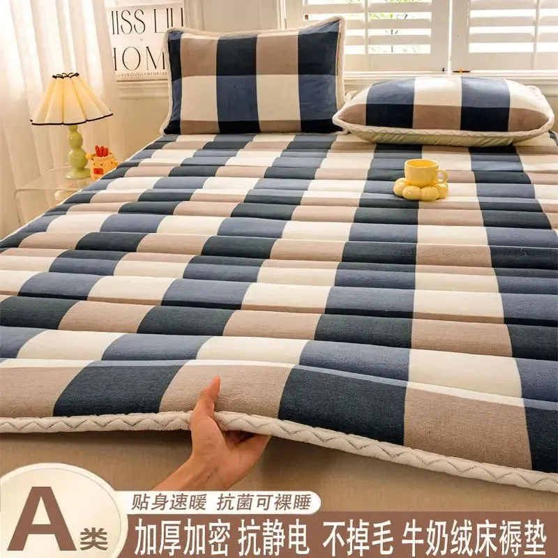 1pc Foldable Plush Tatami Floor Bed Mat Bedsheet Winter Milk Flannel Warm Soft Mattress Toppers Home Dormitory Bunk Bedspread