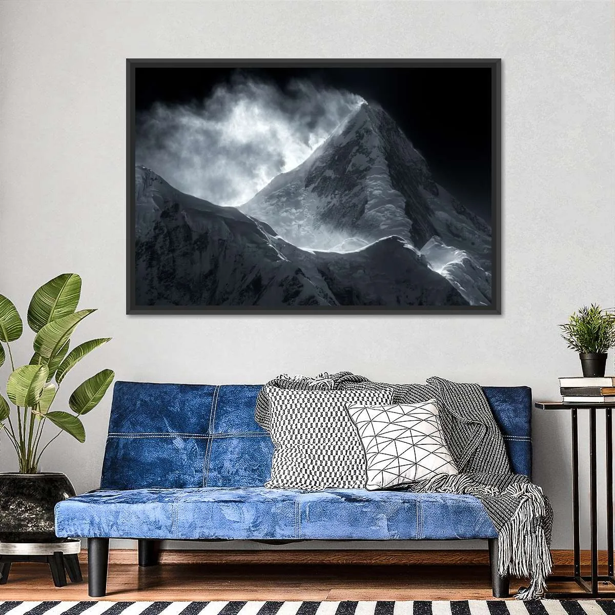 7556 Meters Wall Art