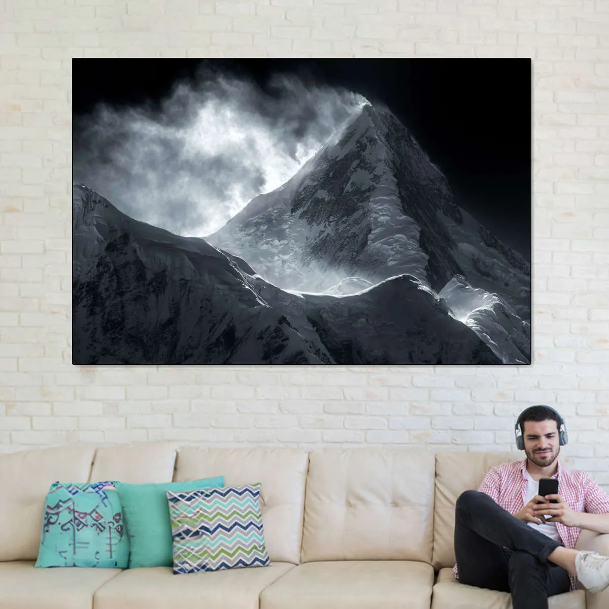 7556 Meters Wall Art