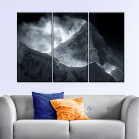 7556 Meters Wall Art