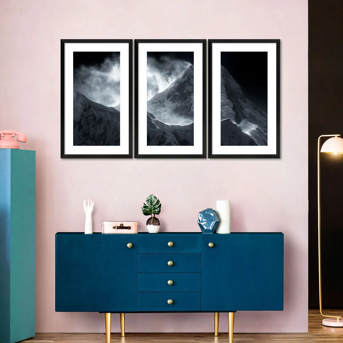 7556 Meters Wall Art