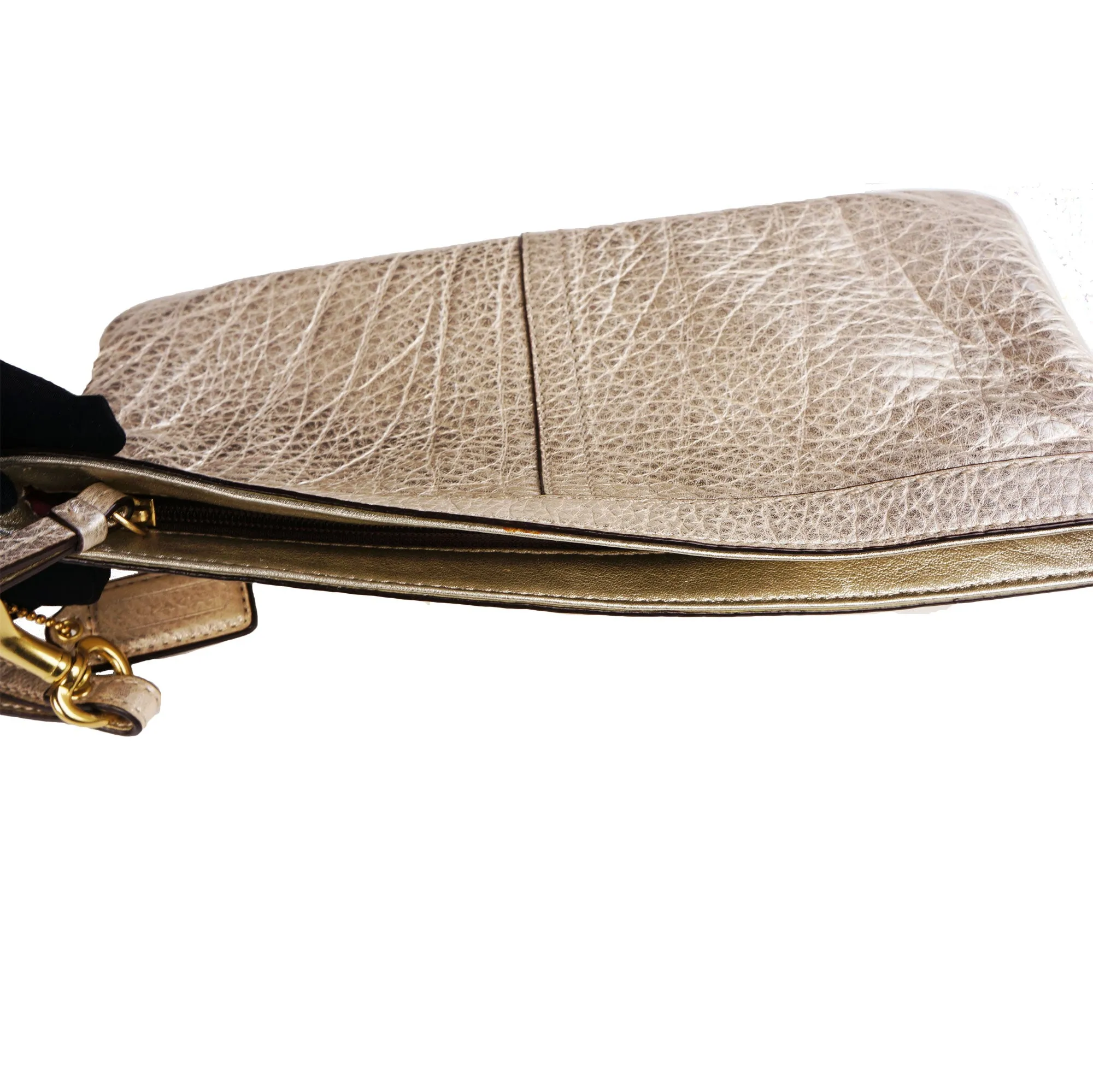 COACH METALLIC GRAINED LEATHER WRISTLET CLUTCH BAG