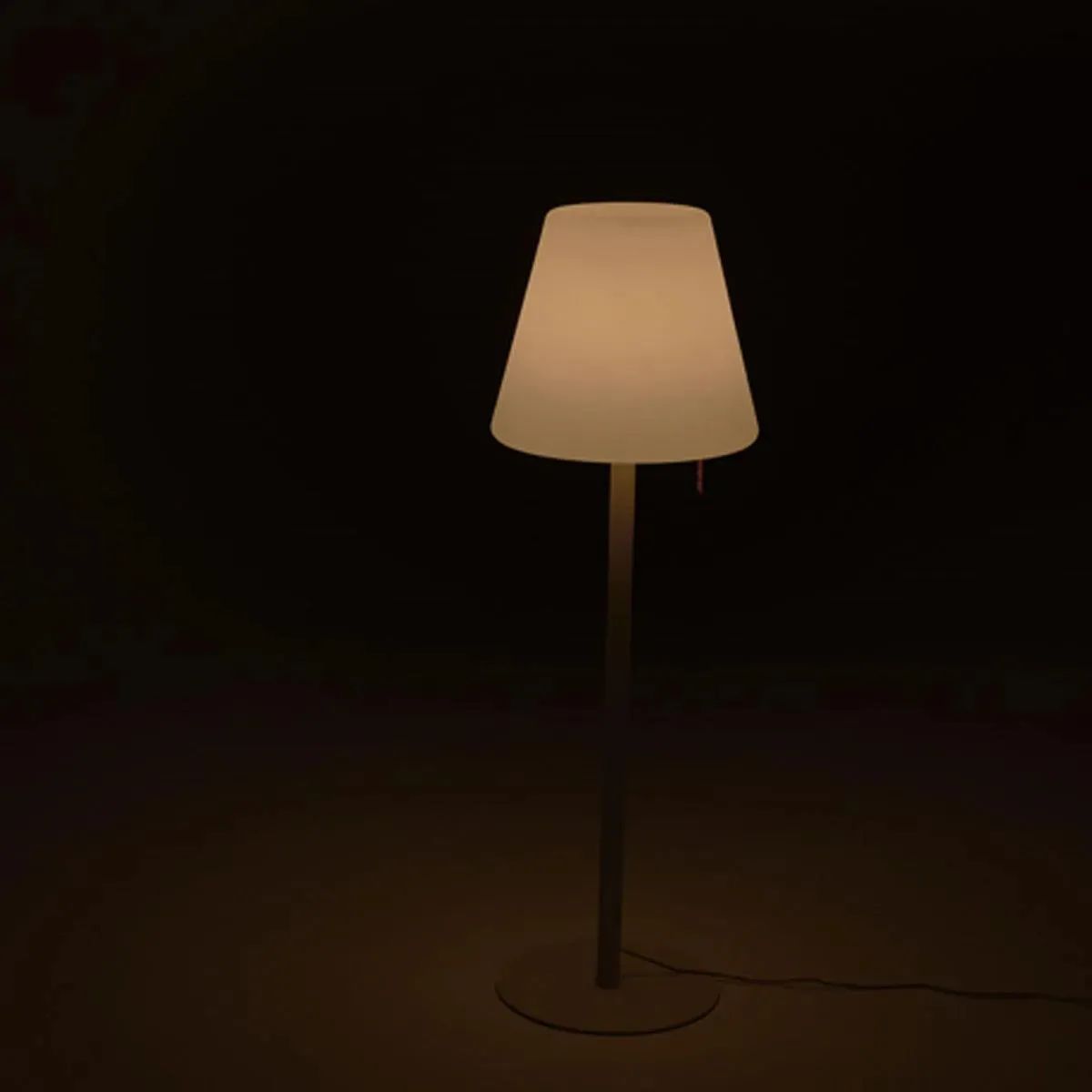 Edison The Giant Floor Lamp - Fatboy