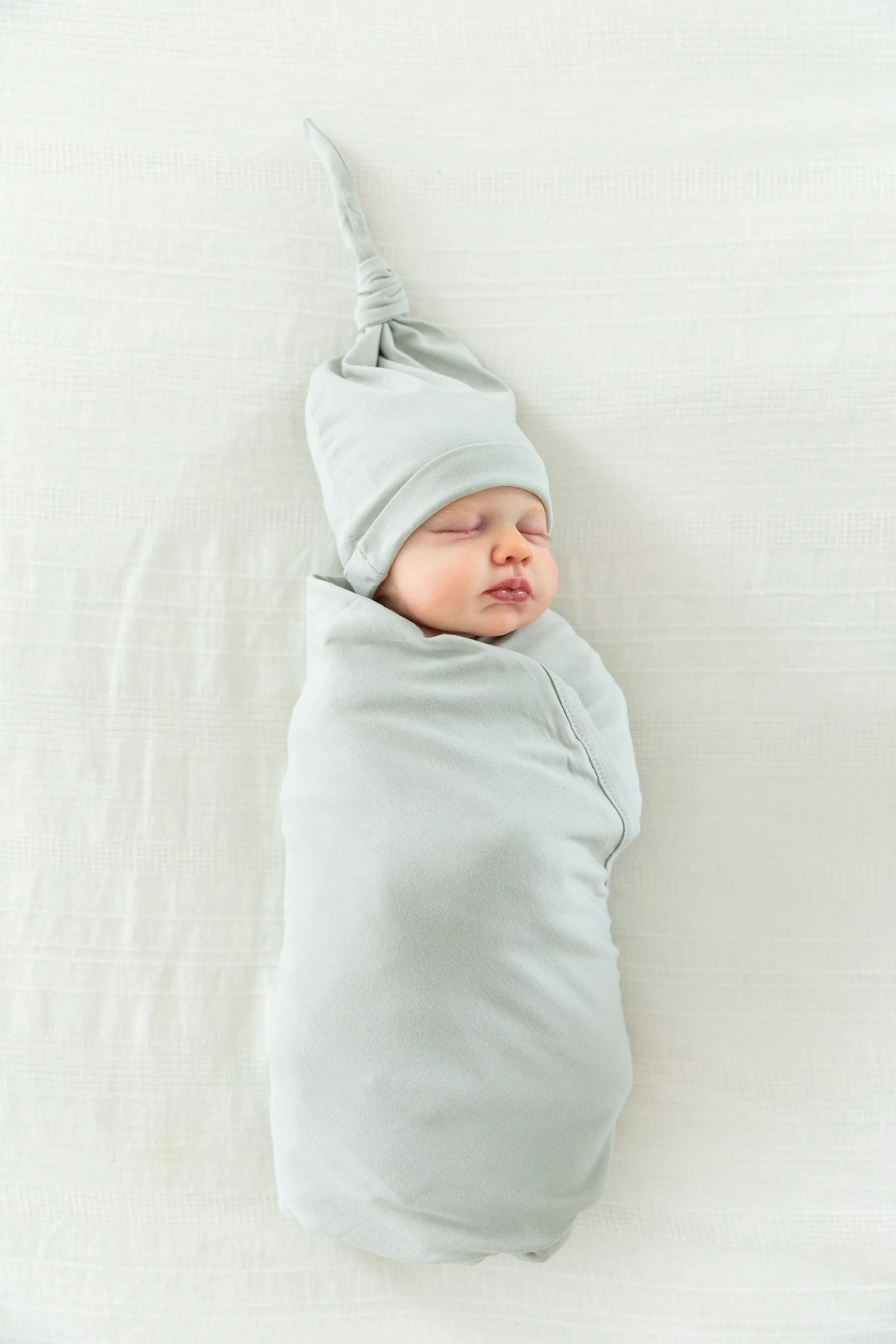 Light Grey Swaddle Blanket & Newborn Hat Set