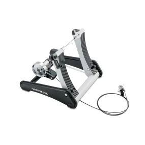 Minoura Live Ride Lr541 Trainer: Black/White
