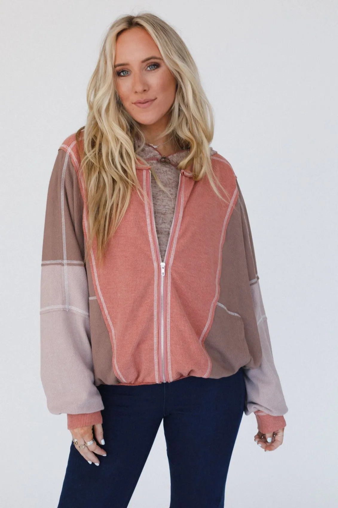 The Nest Zealand Zippered Top - Mocha