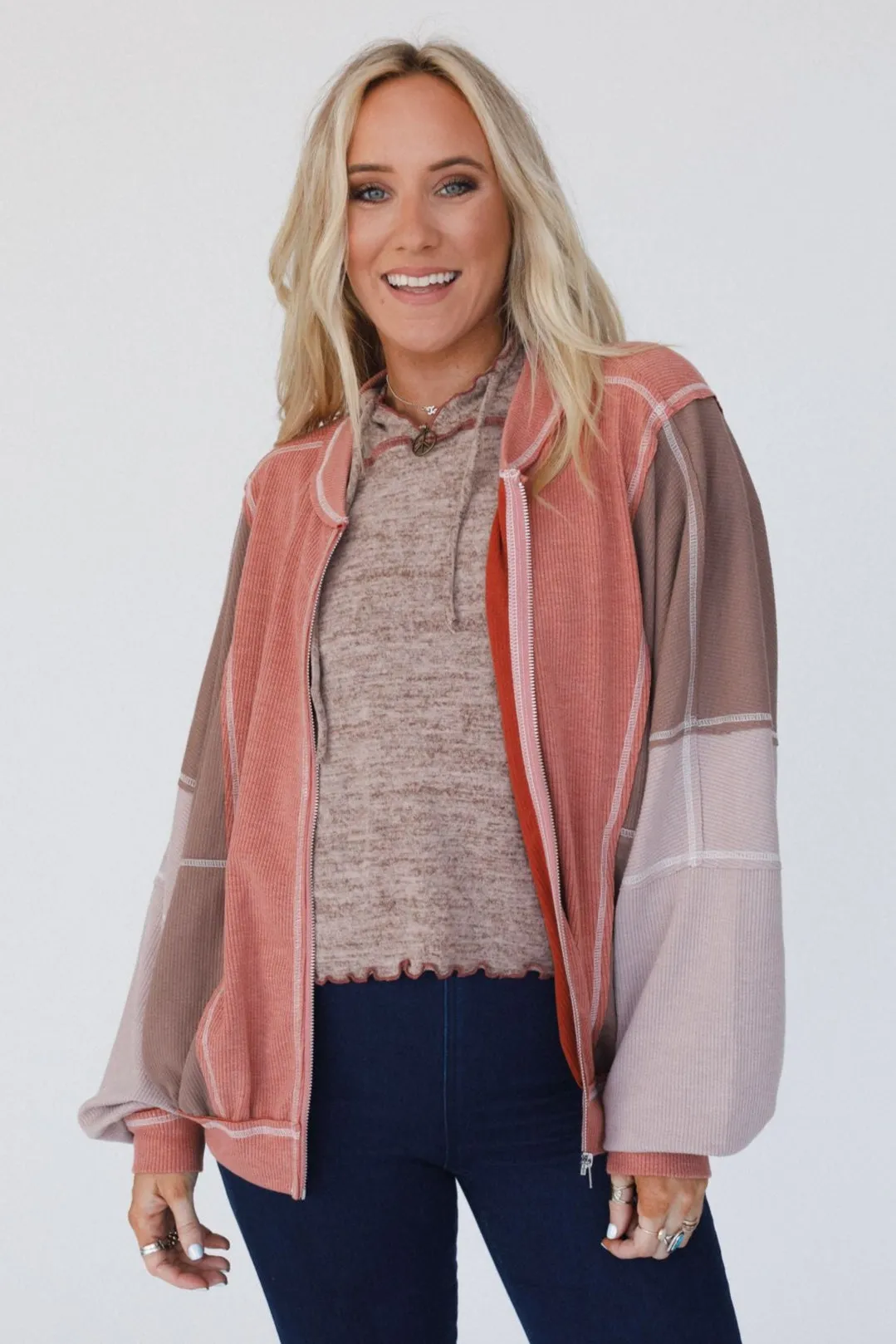 The Nest Zealand Zippered Top - Mocha